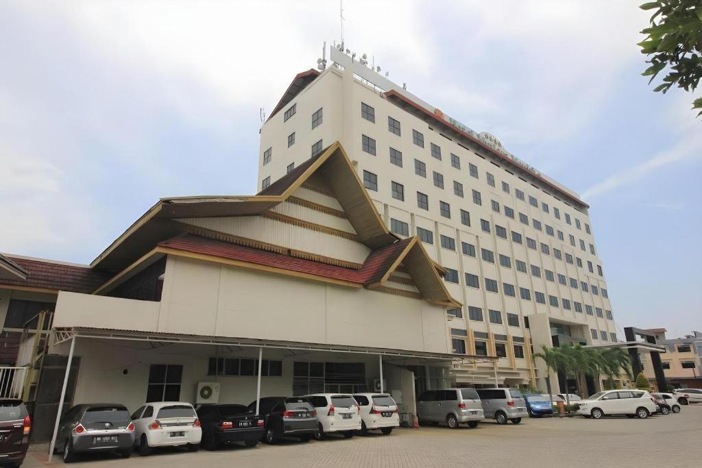 Mutiara Merdeka Hotel Pekanbaru Luaran gambar